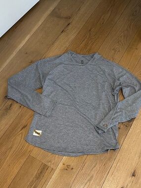 Women's XL Tracksmith Navy White Thin-Striped Long Sleeve Running Workout Tee